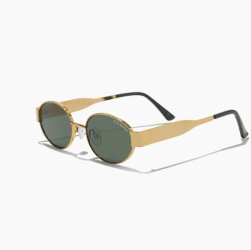 Steve Madden Black and Gold Sunglasses
